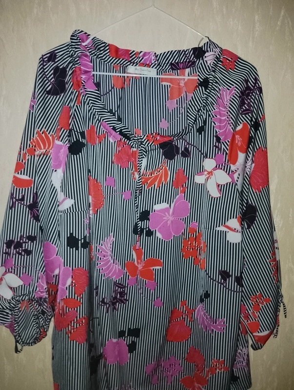 Betty Barclay Damen Marken 3/4 Arm Bluse Gr.44 grau rot pink