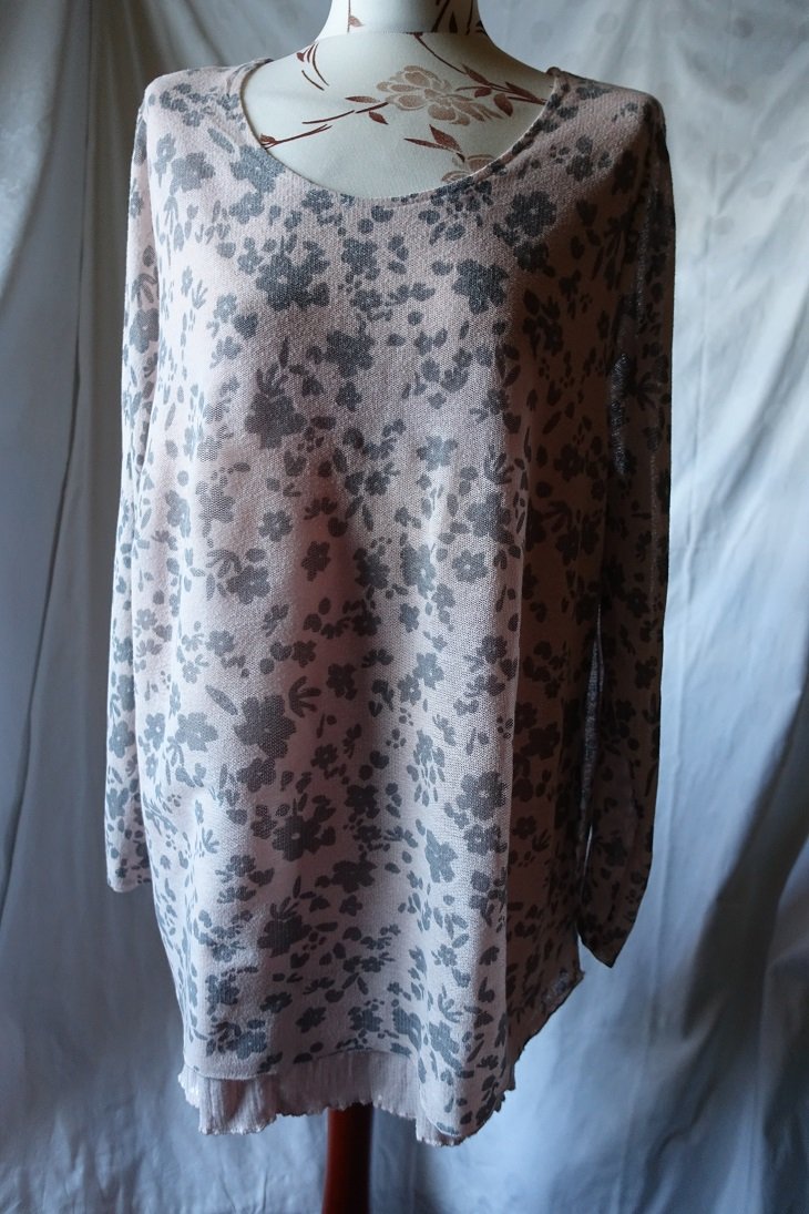 Gina Benotti Damen Tunika Shirt Gr. 48 rosa grau geblümt Glitzer Lagen