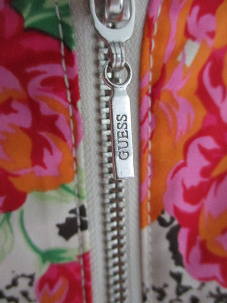 Guess traumhaufte Sommerbluse wie NEU