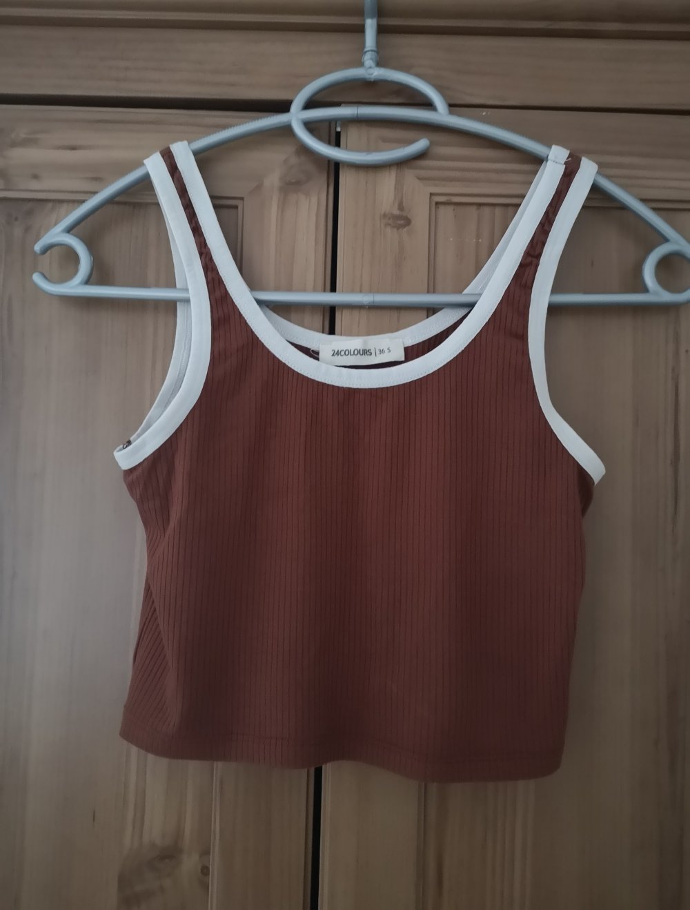 Braunes Crop Top