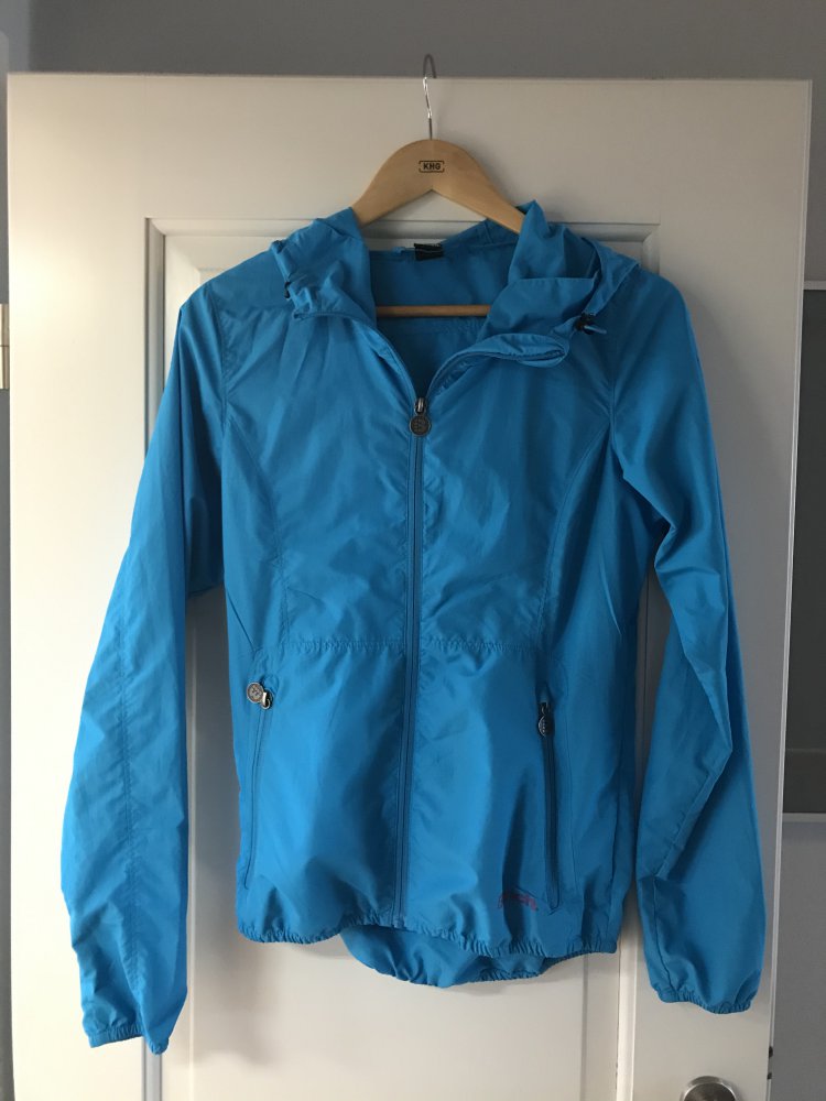 Blaue Bench Jacke