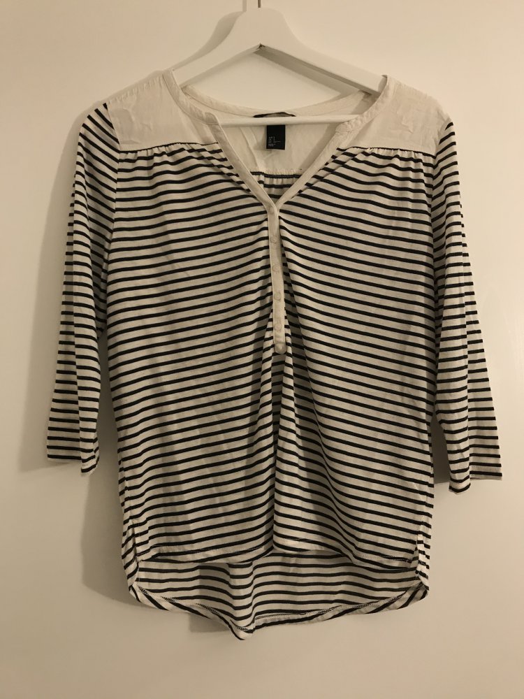 Gestreiftes Shirt