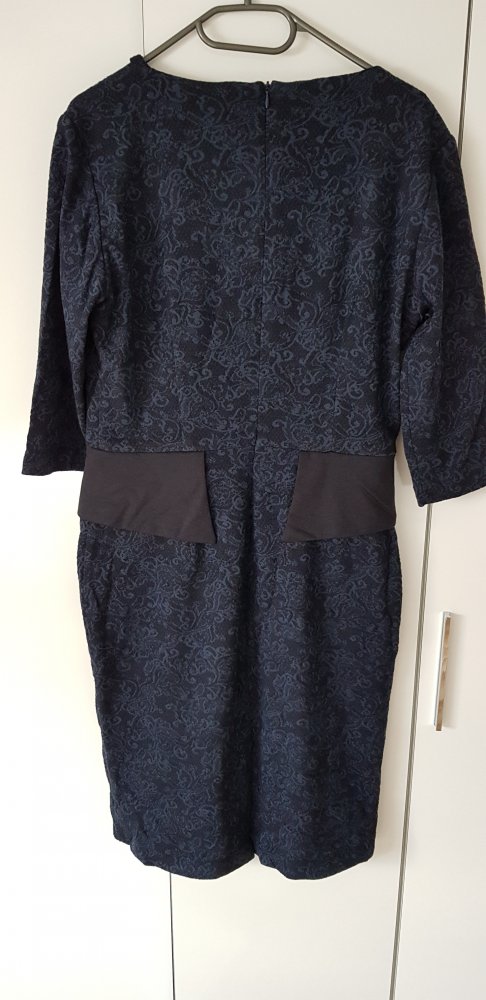 Kleid
