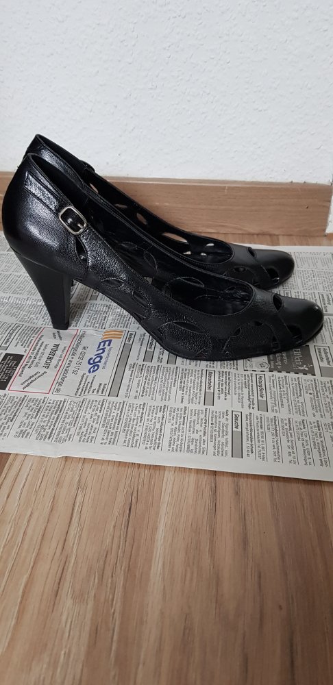 Lederschuhe