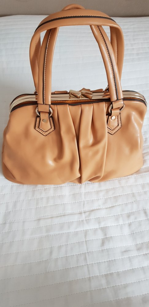 Tasche neu