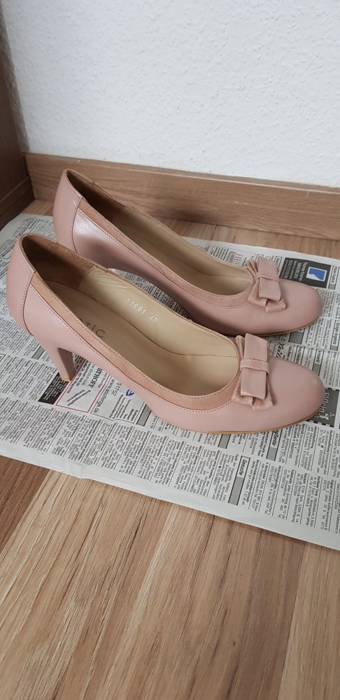 Lederschuhe