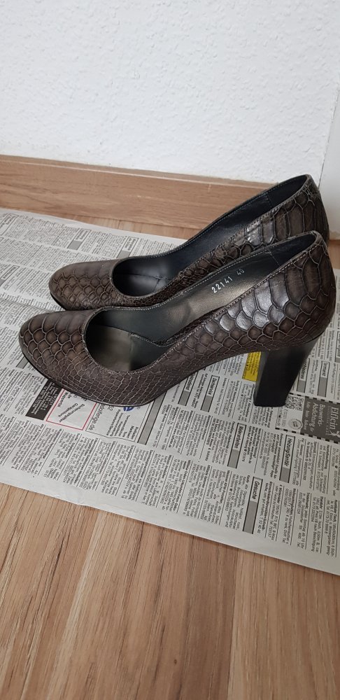Lederschuhe