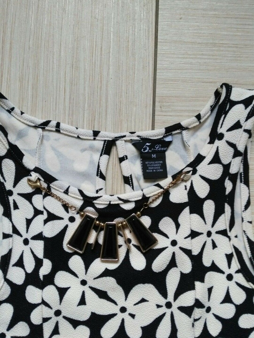 Minikleid Mit Kette