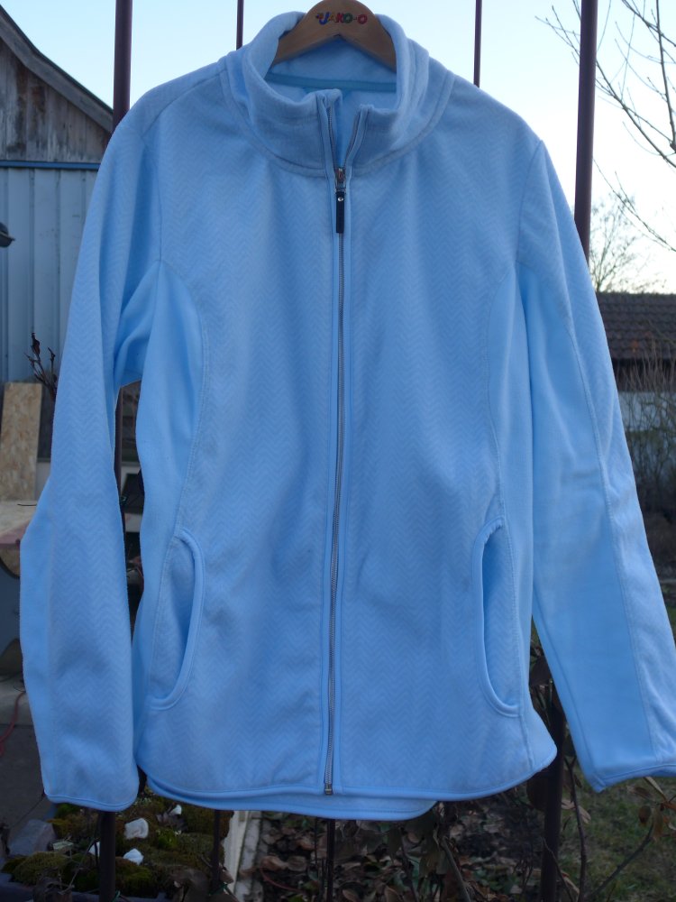 Wunderschöne Fleece-Jacke in Fischgrätenmuster von Tcibo mit Stehkragen und Eingrifftaschen Gr. L