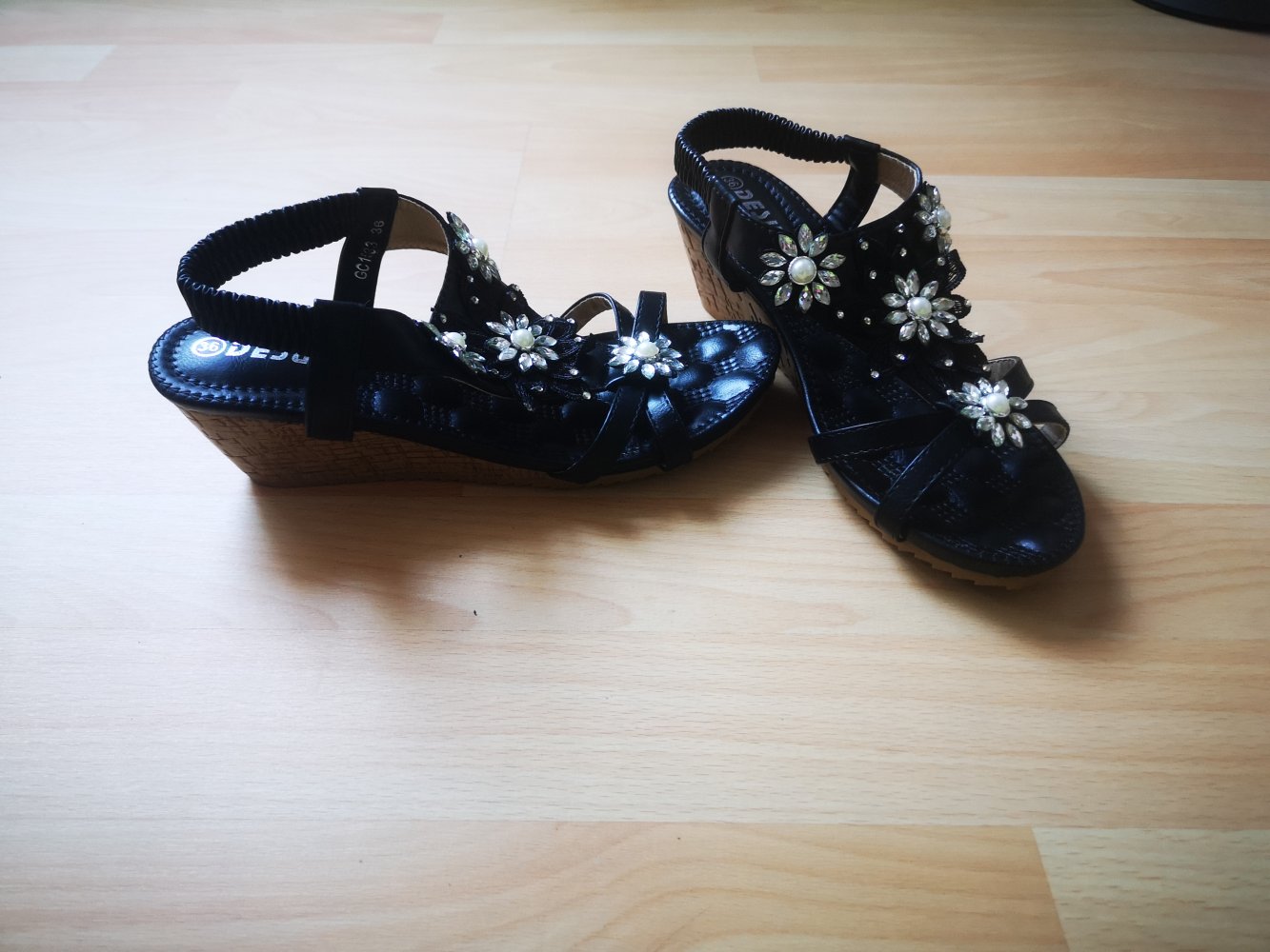 Riemchen Schuhe 