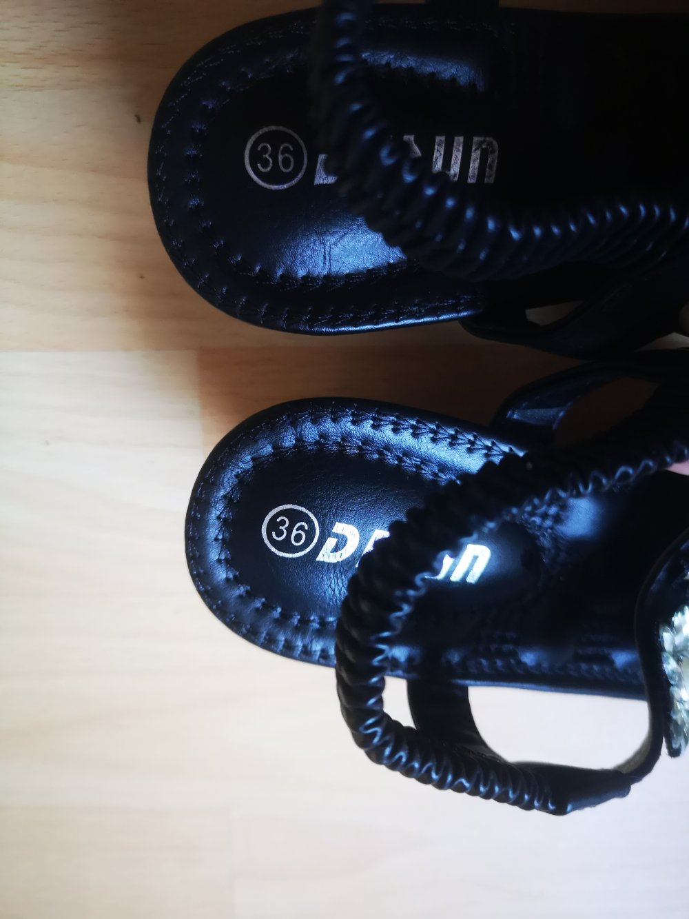 Riemchen Schuhe 