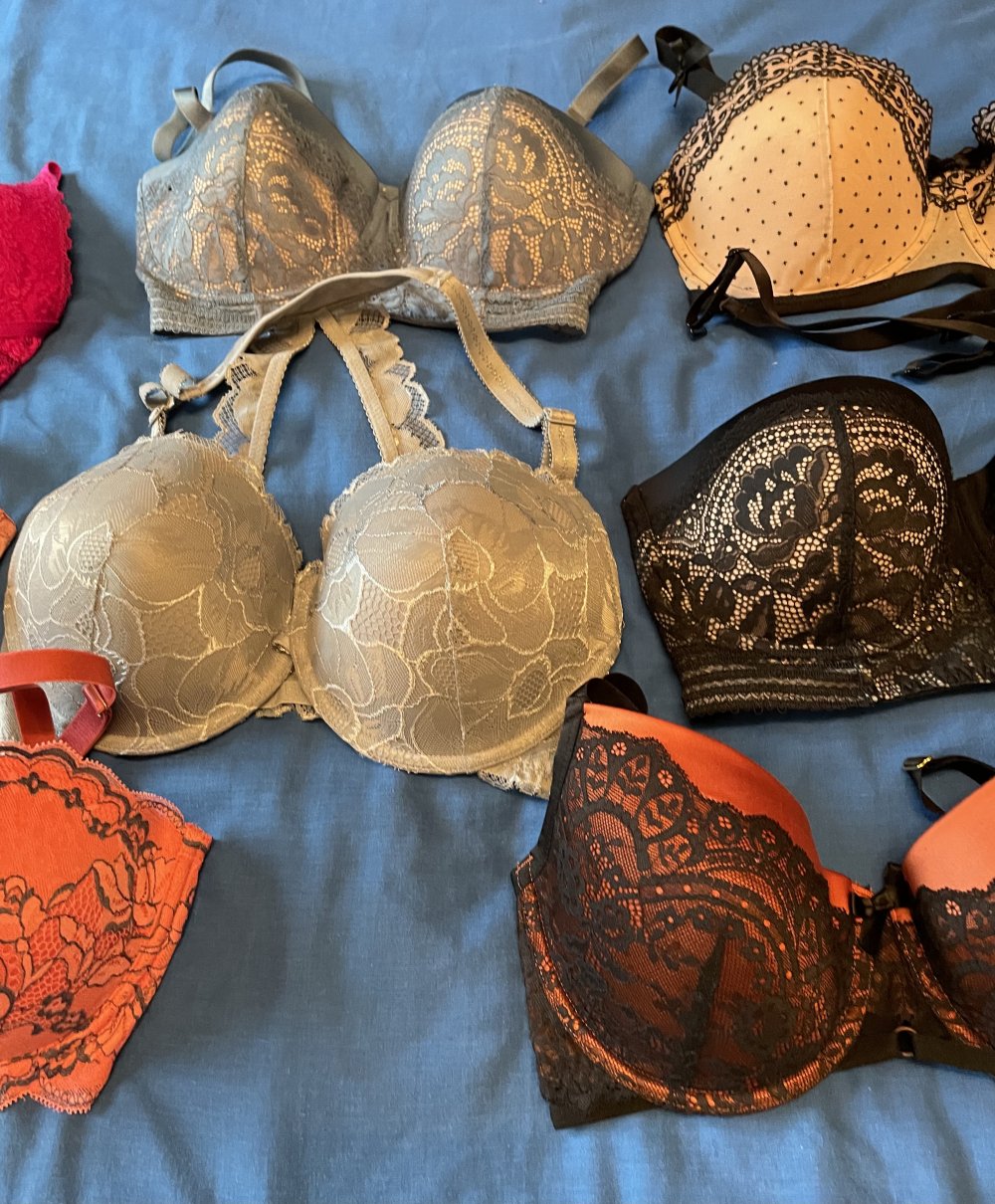 BH set hunkemöller 75E 10Stück 