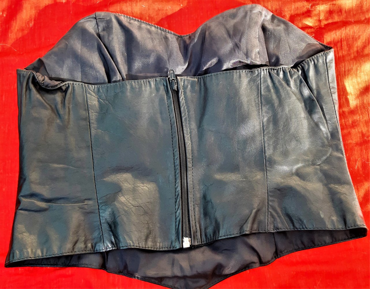 Leder Mieder Top schulterfrei Made in Argentina Gr. L= 40 schwarz