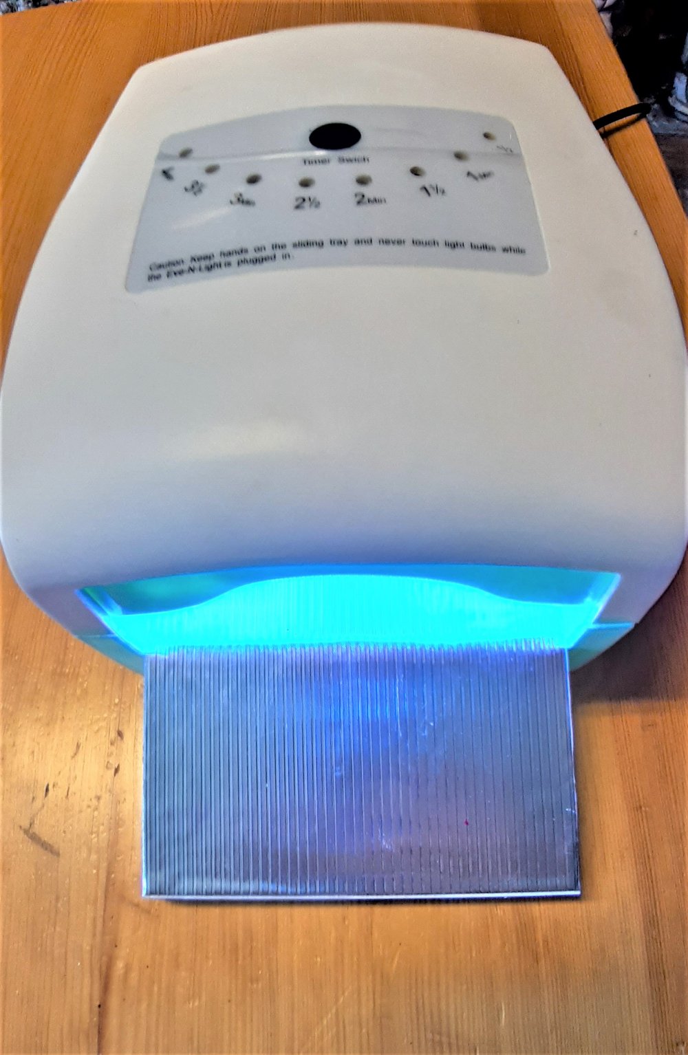 UV-Lampe Härtungsgerät f Gelnägel Nails Leuchtzeit voreinstellbar