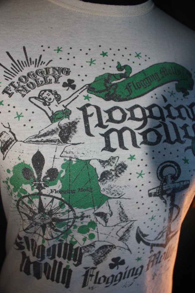 Ausgefallenes Flogging Molly Band-Shirt