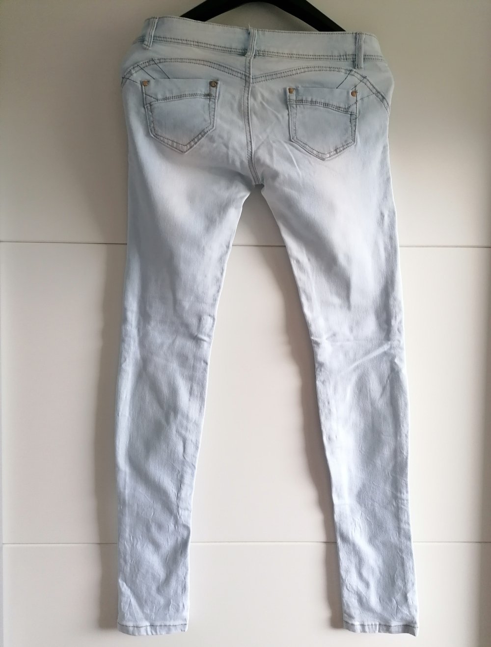 Damen Röhrenjeans