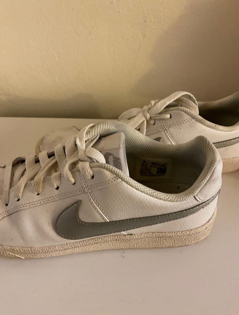 Nike Sneaker