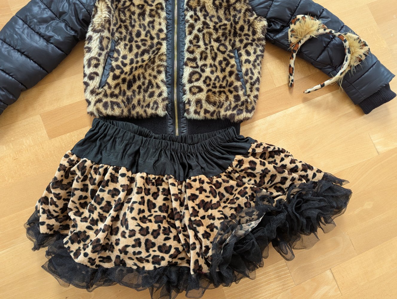 Michael Kors Mädchen Jacke Gr.5/6 128 Neuwertig Leopard