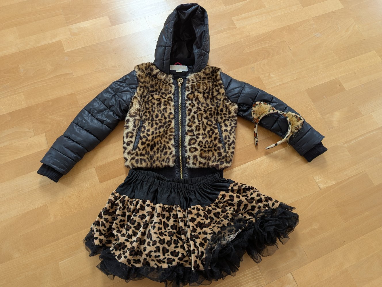 Michael Kors Mädchen Jacke Gr.5/6 128 Neuwertig Leopard