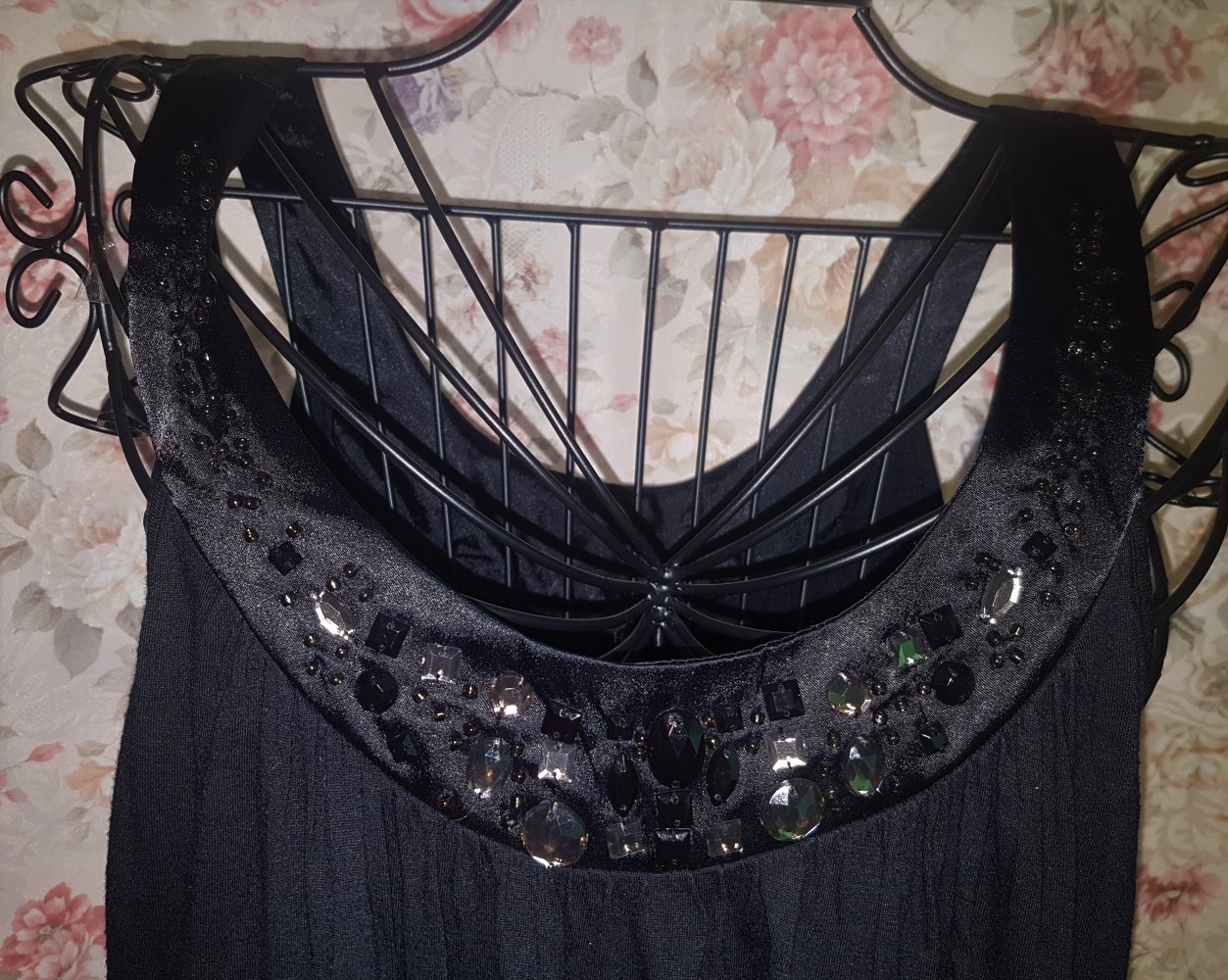 wunderschöne schwarze Bluse