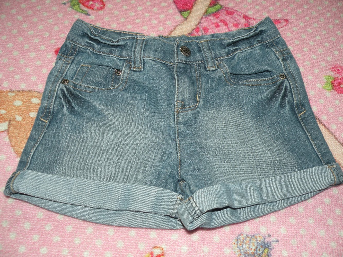 Mädchen Sommer Jeans Shorts Bermuda kurze Hose Gr 128 Blau coole Waschung wie neu