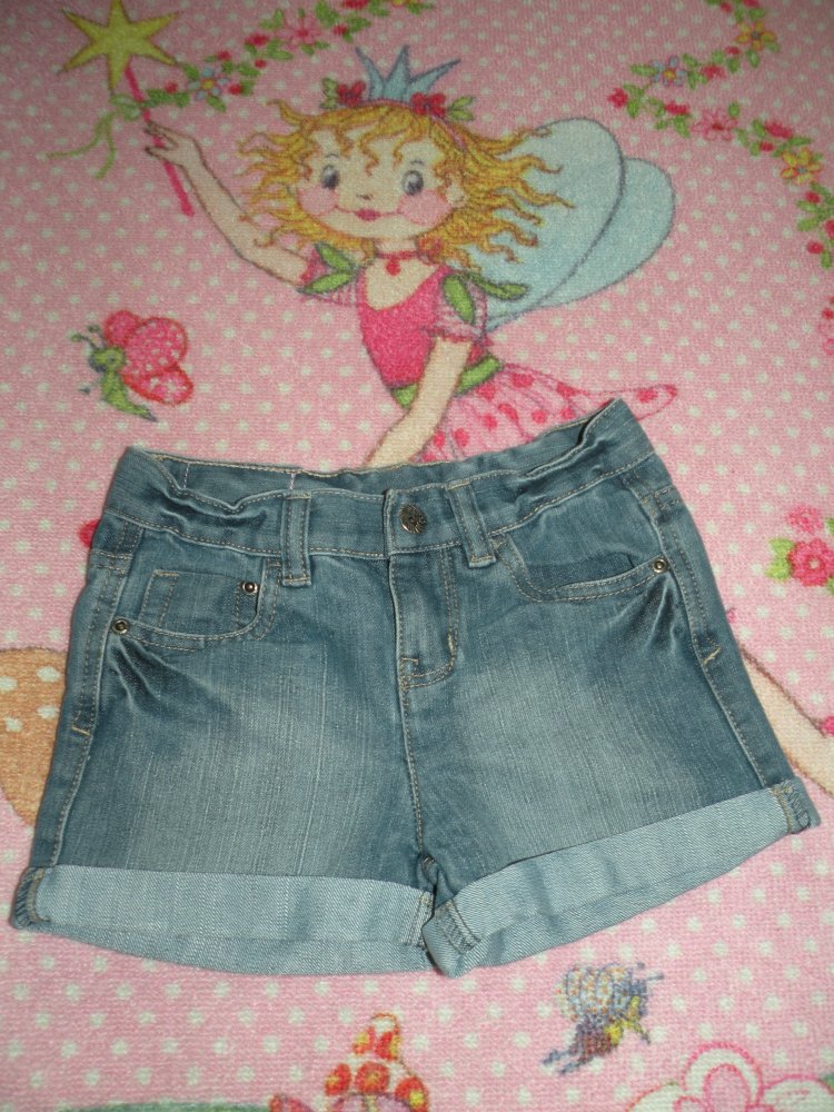 Mädchen Sommer Jeans Shorts Bermuda kurze Hose Gr 128 Blau coole Waschung wie neu