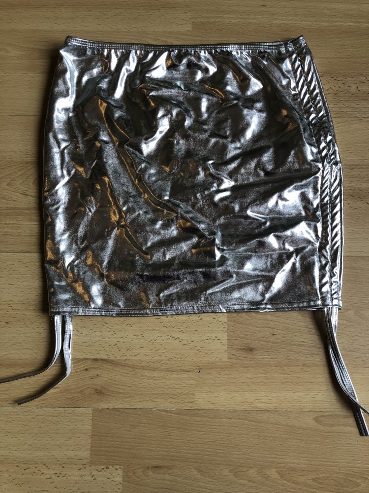Minirock, Mini Rock in silber glänzend, elastisch, Stretch, neu