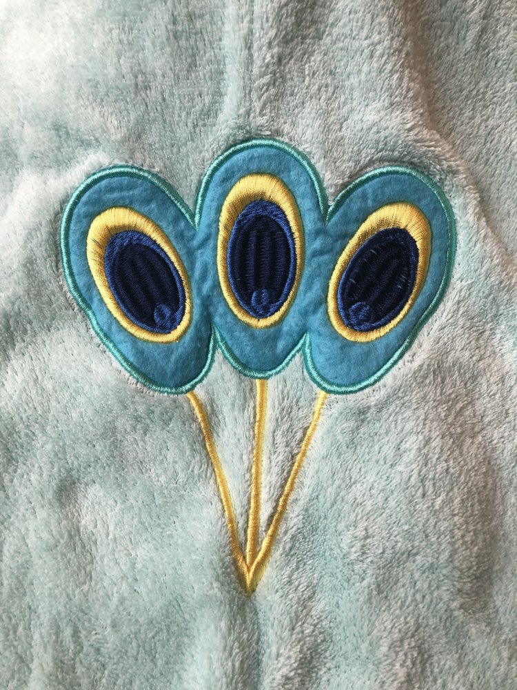 onesie peacock, kuscheliger Einteiler Pfau, Plüsch Anzug, hellblau türkis Gr. S, Schlafanzug
