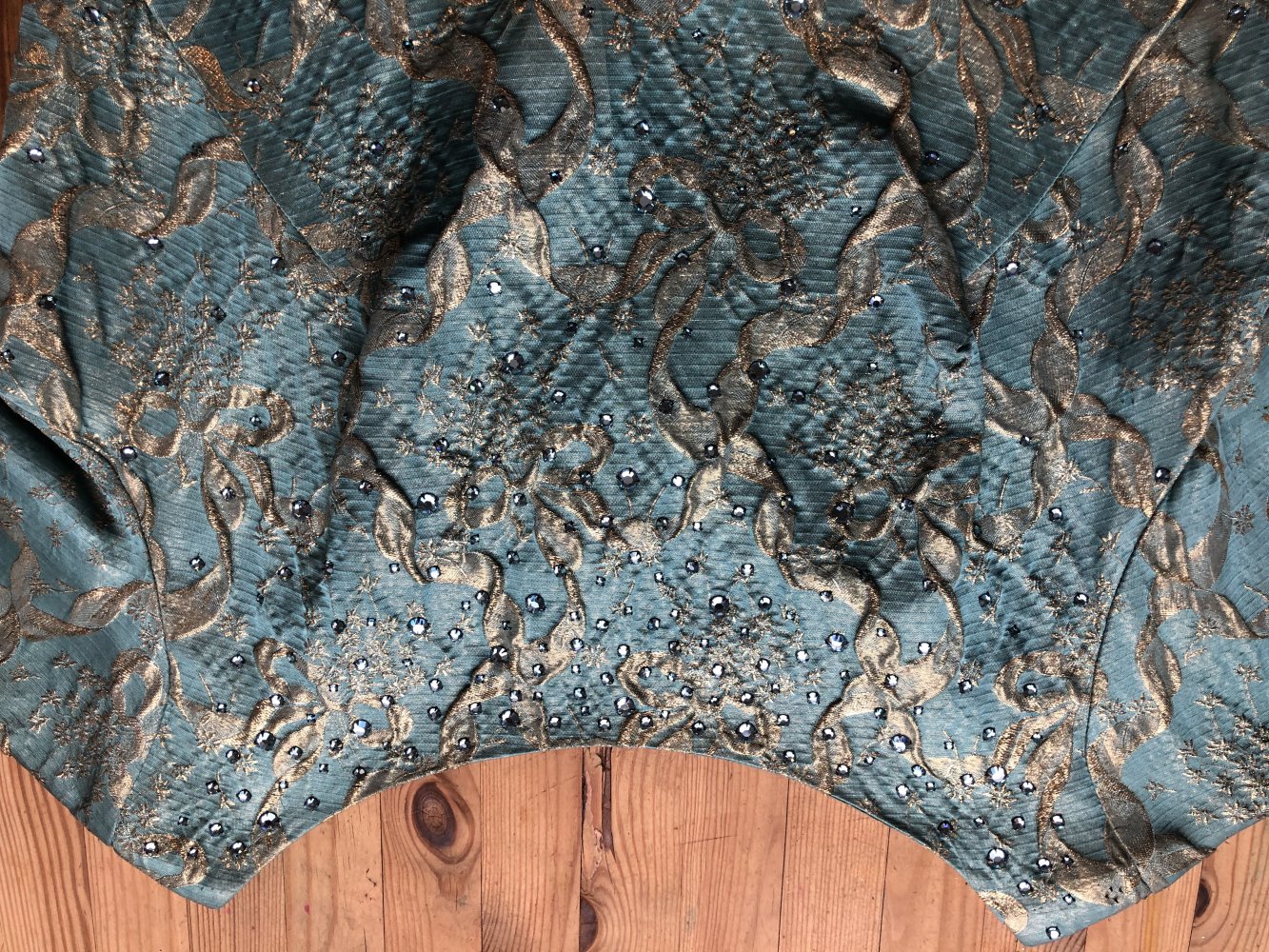 Designer Cocktailkleid, Kleid, Abendkleid, Etuikleid, türkis, gold, Gr. M 38/40, mit Strass bestickt, kurzärmlig