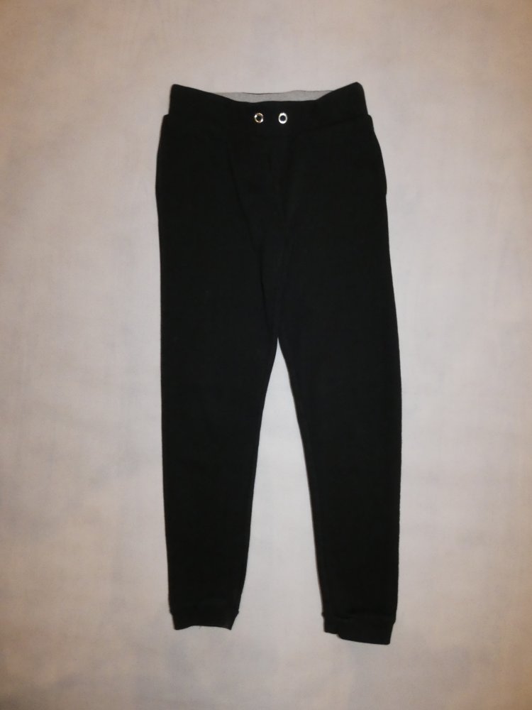 Kinder Sweathose Jogginghose Schwarz Gr. 146 von C&A