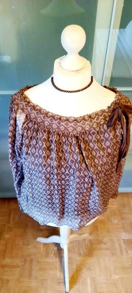 Bluse Made in ITALY mit Rautenmuster Gr. 38