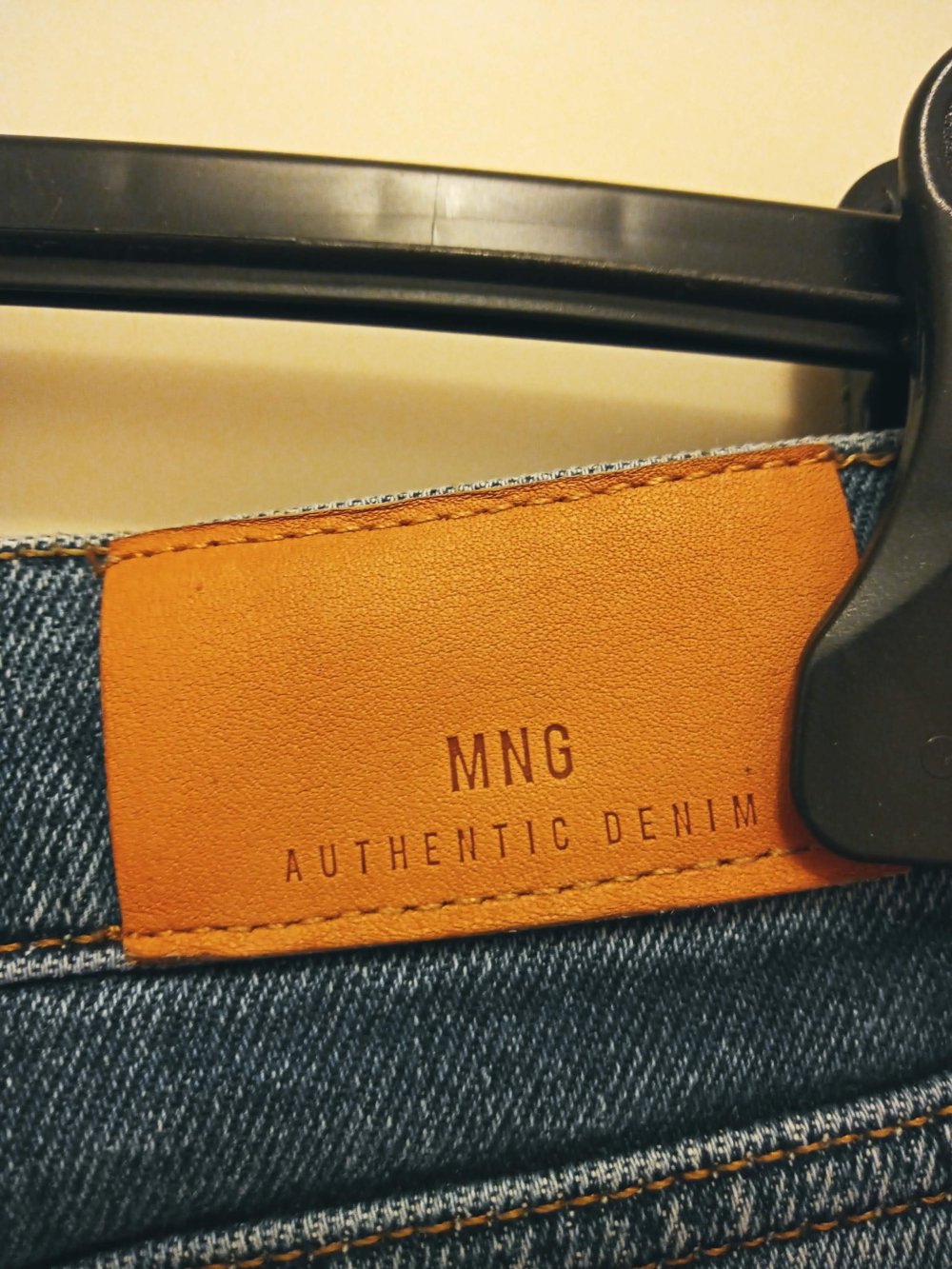 Mango Jeans