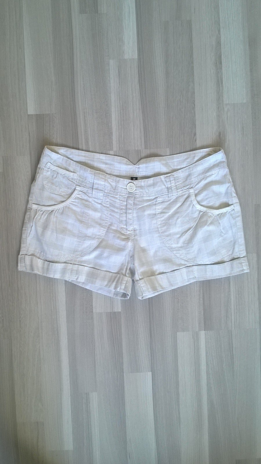 Shorts Hose Hotpants creme kariert Gr. L Madonna