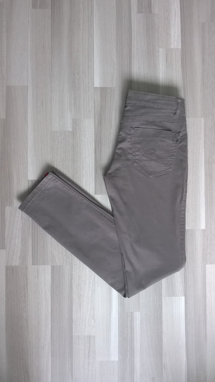 Jeans Hose Skin Slim Short grau edc