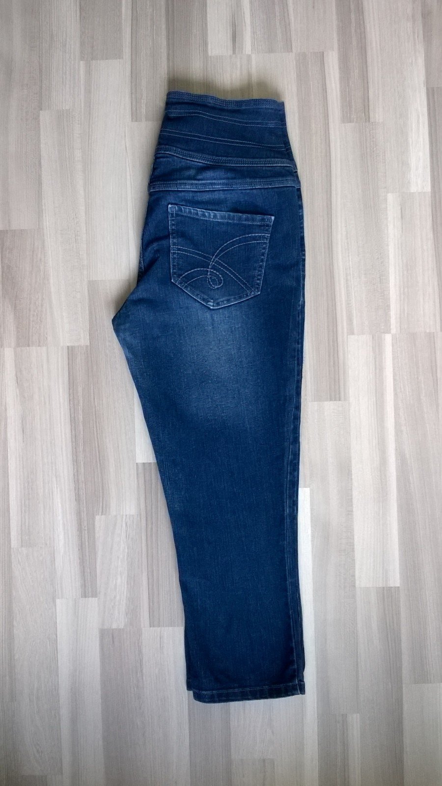 Jeans Hose 7/8-Länge Highwaist blau Gr. 38 okay