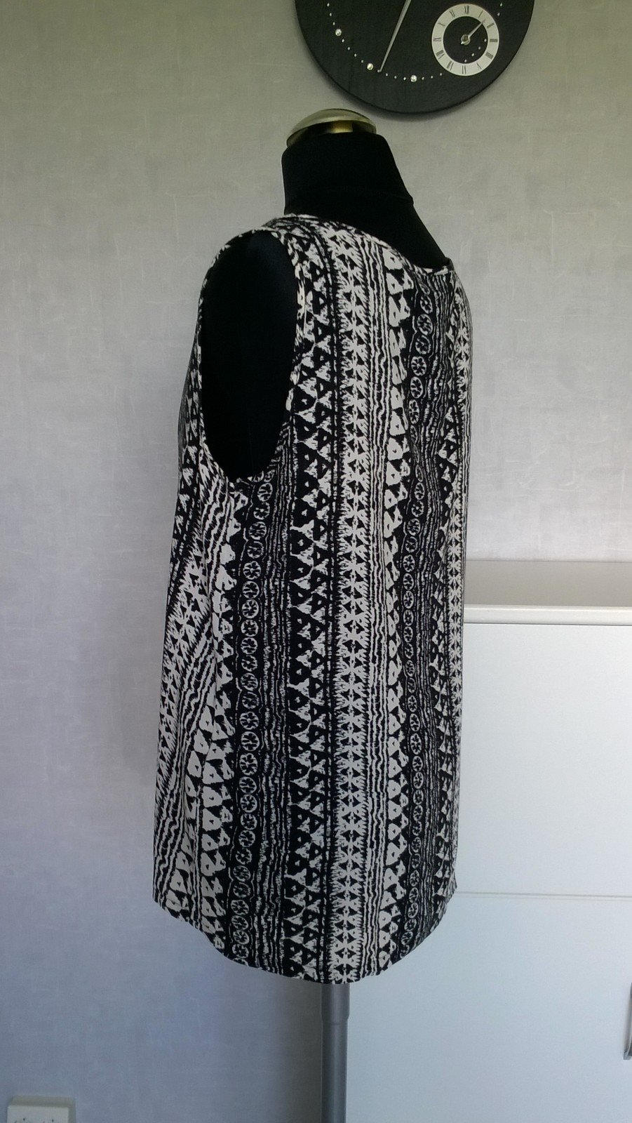 Blusentop Top Bluse Shirt Oberteil schwarz ecru Muster Gr. M Vero Moda