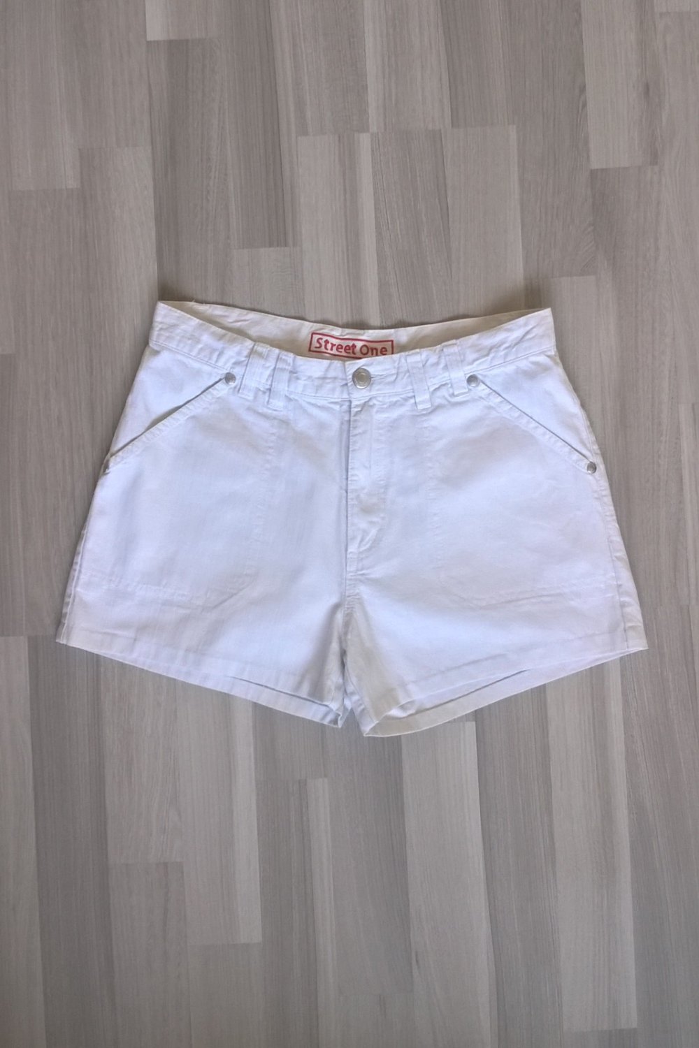 Jeansshorts Shorts Hotpants weiß Gr. 28 Street One