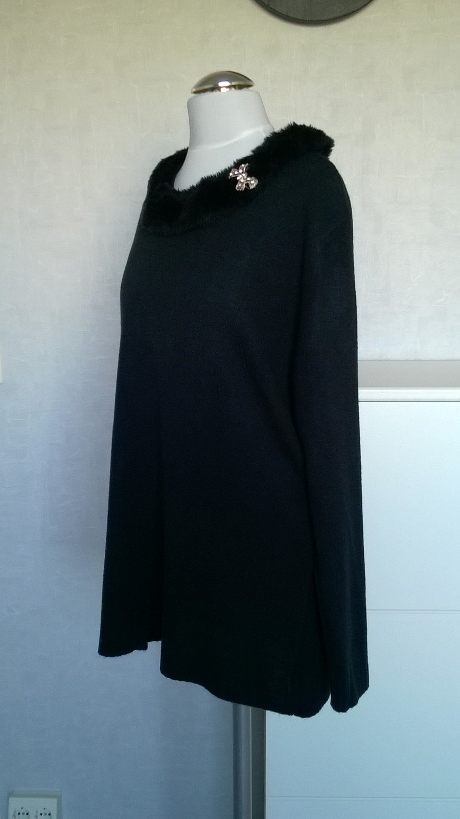 schicker Pulli Strickpulli Pullover Strickpullover Feinstrick mit Kunstfellkragen schwarz Adagio