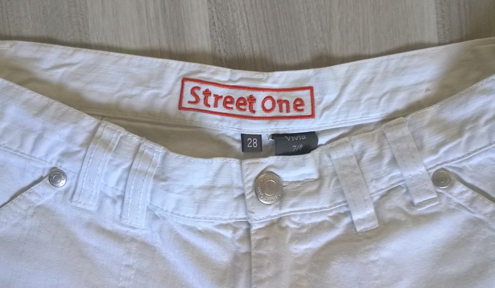 Jeansshorts Shorts Hotpants weiß Gr. 28 Street One