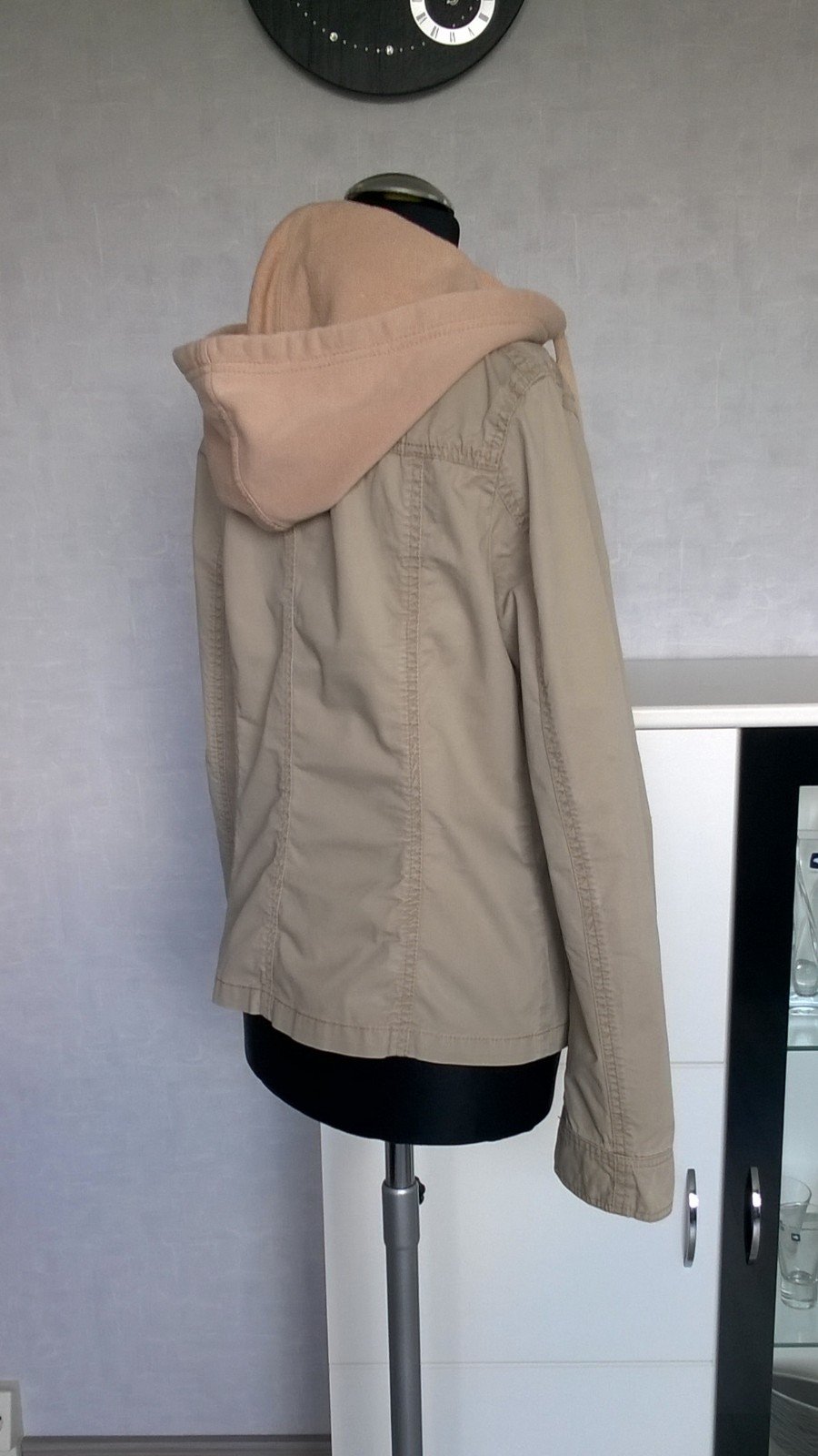 Jacke mit Kapuze beige Gr. 38 Esprit