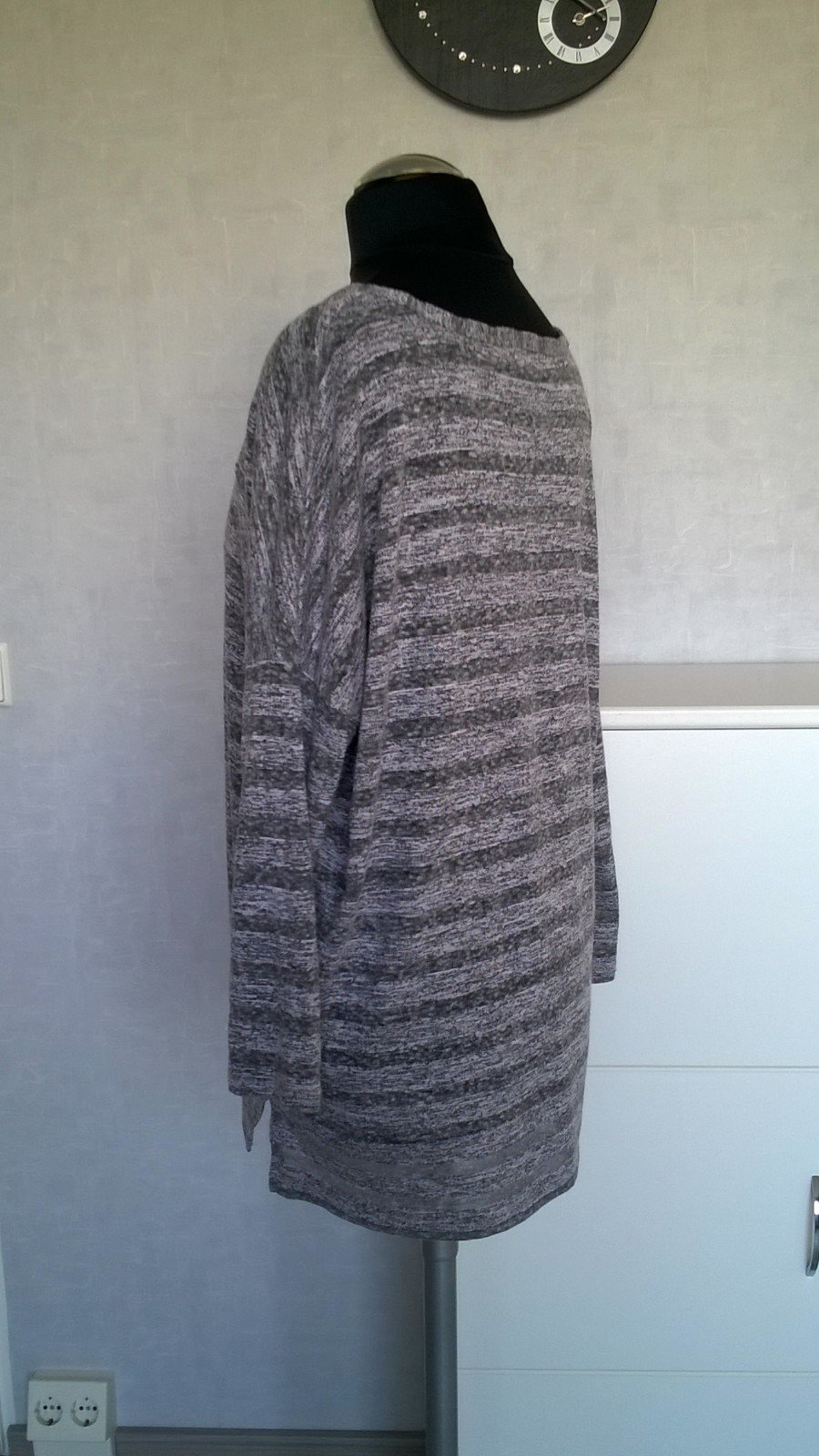 Pulli Strickpulli Pullover Oberteil Oversize Feinstrick grau meliert gestreift Gr. XS Yessica