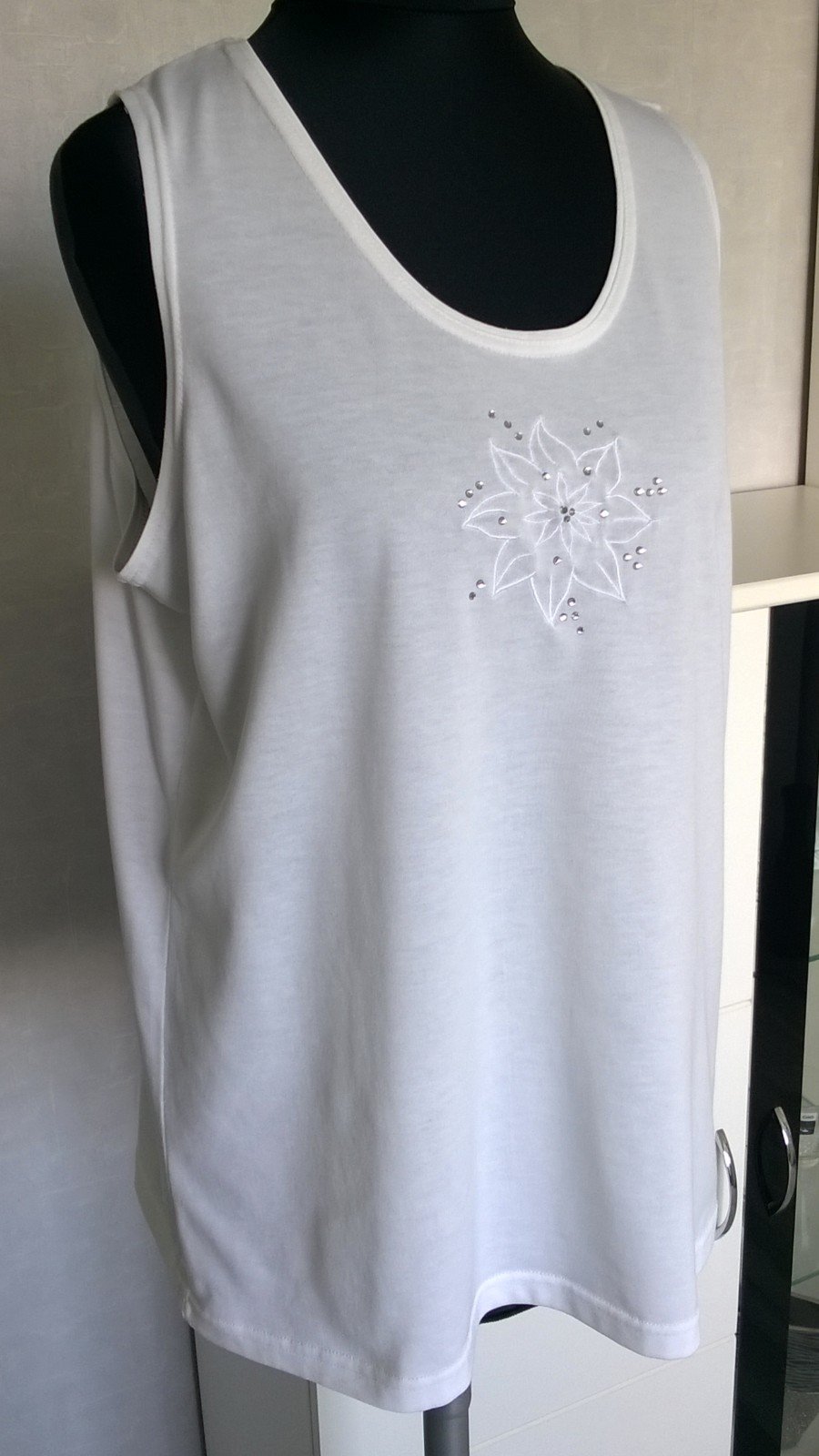 Top Tanktop Shirt Oberteil ecru mit Stickerei Gr. M (40/42) Canda
