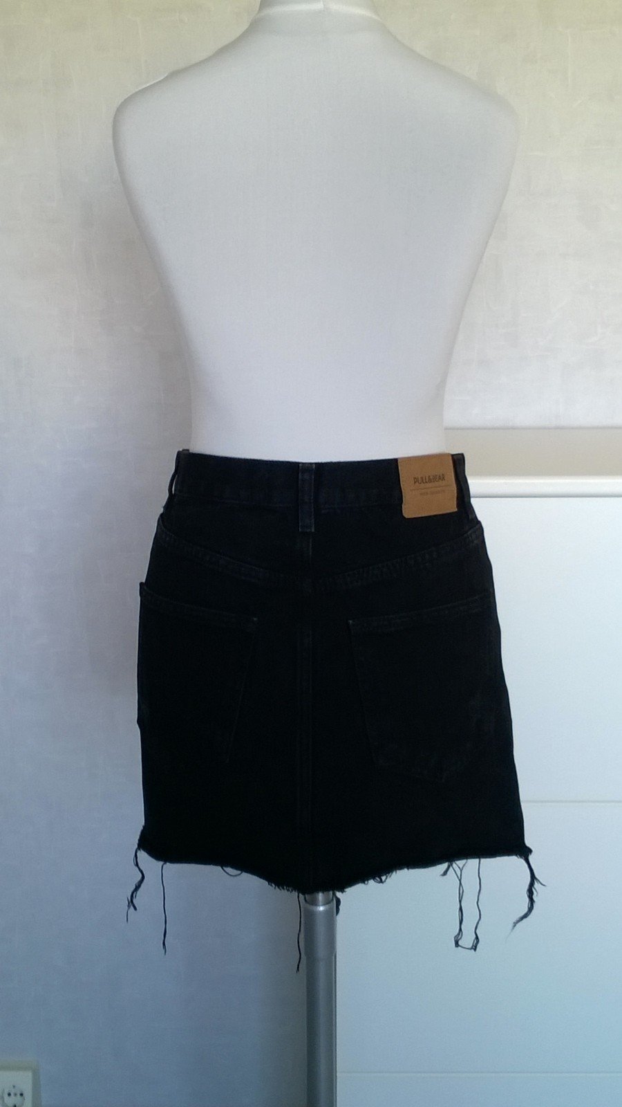 Jeansrock Minirock Rock destroyed mit Fransen schwarz Gr. S Pull & Bear neu