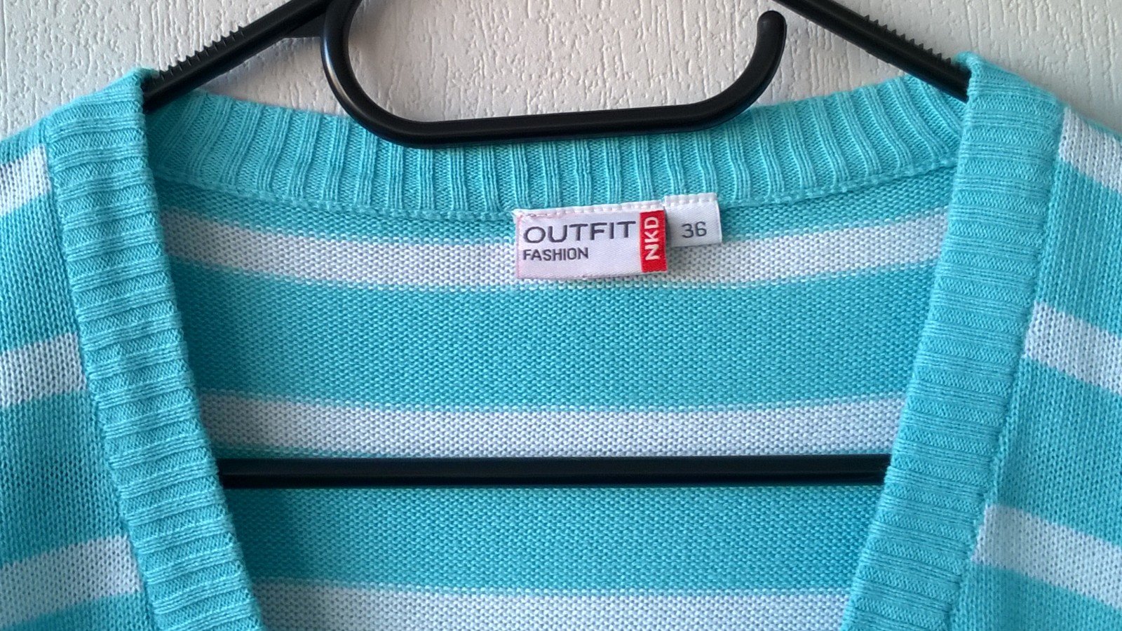 Strickjacke Cardigan Jacke Feinstrick Langarm hellblau weiß Streifen Gr. 36 Outfit Fashion