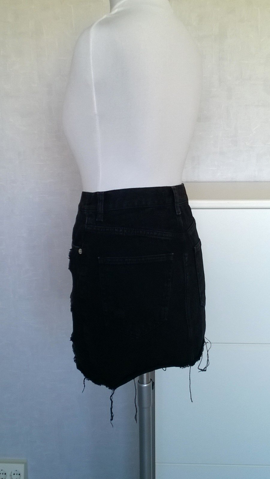 Jeansrock Minirock Rock destroyed mit Fransen schwarz Gr. S Pull & Bear neu