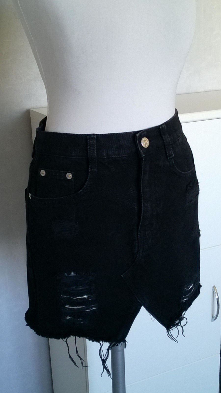 Jeansrock Minirock Rock destroyed mit Fransen schwarz Gr. S Pull & Bear neu