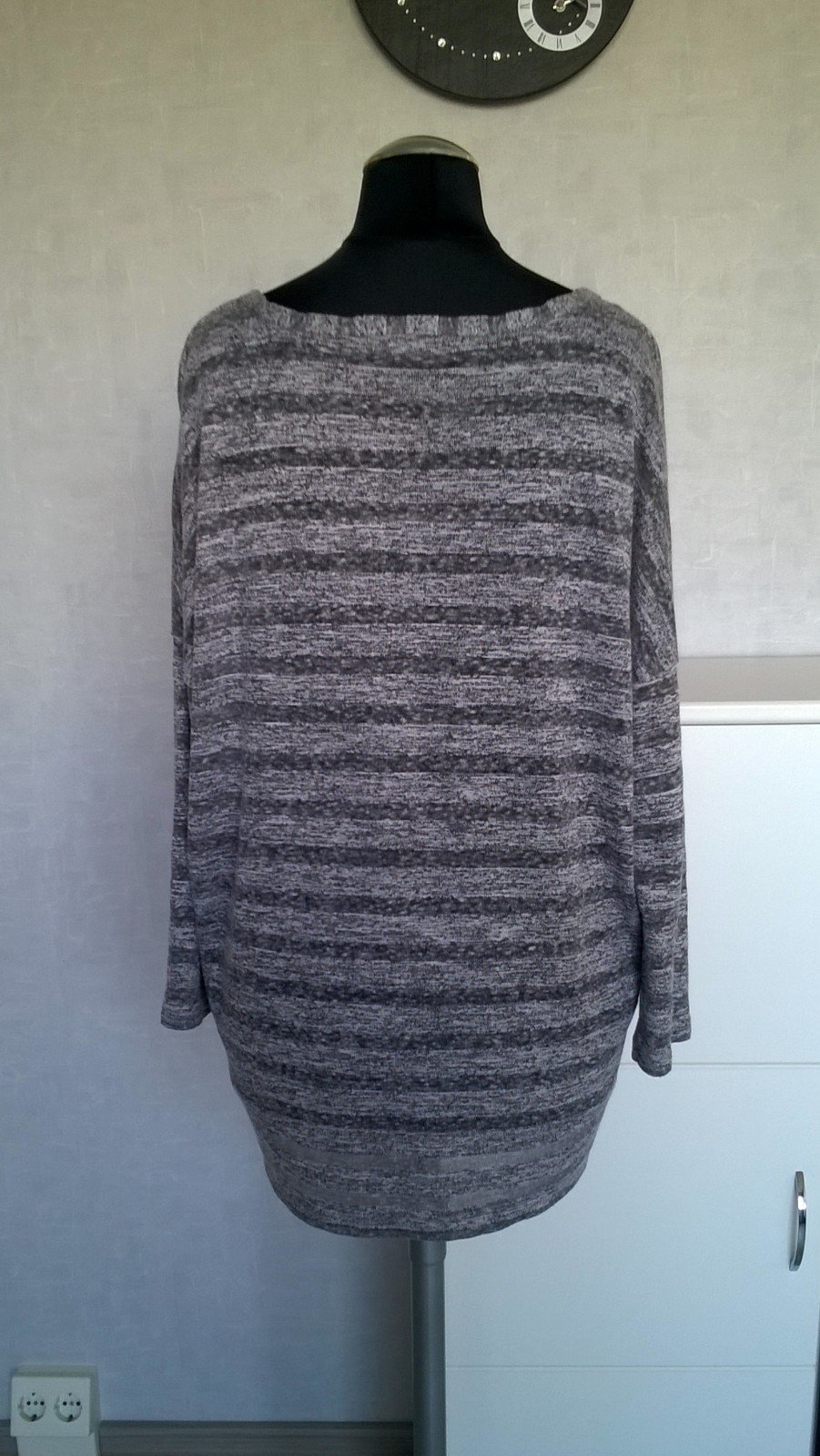 Pulli Strickpulli Pullover Oberteil Oversize Feinstrick grau meliert gestreift Gr. XS Yessica