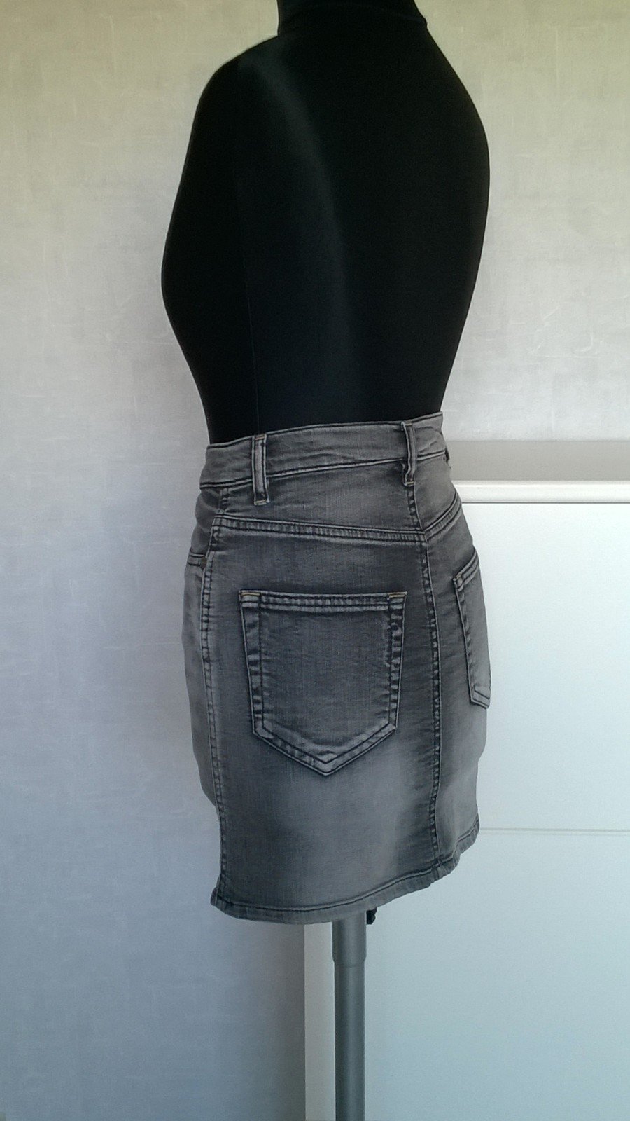 Jeansrock Minirock Rock grau washed Gr. 34 h&m Divided neu