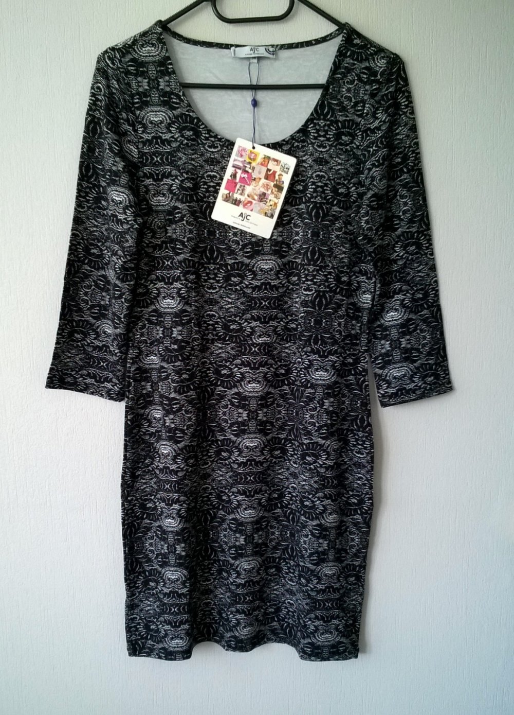Kleid Minikleid ¾- Arm schwarz weiß gemustert Gr. 38 AJC neu mit Etikett