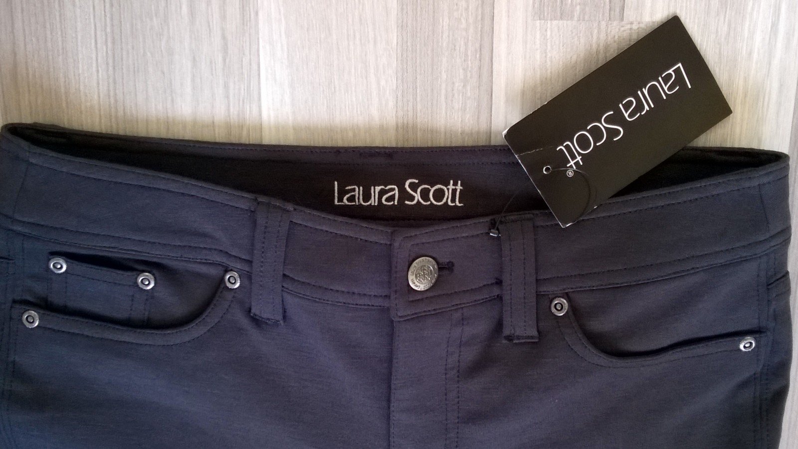 Hose anthrazit Gr. 36 Laura Scott neu mit Etikett